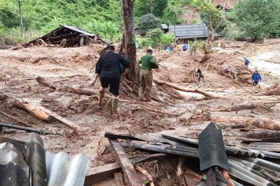 Nhiều gia đình, người dân đã được lực lượng Công an Sơn La kịp thời hỗ trợ đến vị trí an toàn.