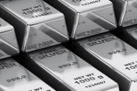 Giá bạc đang ở mức cao chưa từng thấy. Giới chuyên gia dự báo giá kim loại quý này vẫn còn dư địa tăng do tình trạng khan hiếm nguồn cung kéo dài. (Ảnh minh họa: silverinstitute.org)