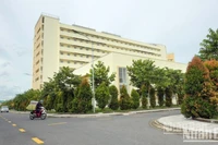 Khuôn viên Bệnh viện đa khoa Trà Vinh luôn xanh-sạch-đẹp. 