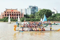 Hoạt động thể thao dưới nước tại Lễ hội sông nước Thành phố Hồ Chí Minh lần 1.