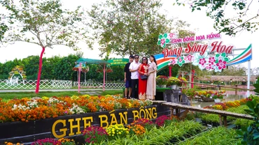 Thành công từ Festival hoa kiểng đầu tiên ở miền Tây Nam Bộ