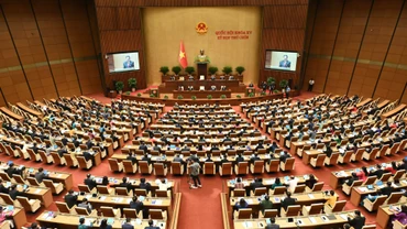 Quang cảnh phiên khai mạc Kỳ họp thứ 9, Quốc hội khóa XV tại Hội trường Diên Hồng, Nhà Quốc hội.
