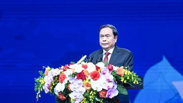Chủ tịch Quốc hội Trần Thanh Mẫn phát biểu tại lễ kỷ niệm. (Ảnh: Duy Linh)