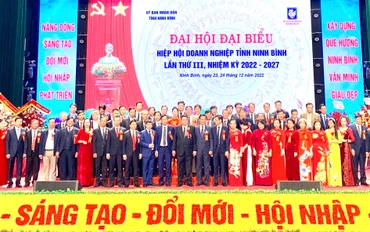 Ra mắt Ban Chấp hành Hiệp hội Doanh nghiệp Ninh Bình nhiệm kỳ 2022-2027. 