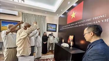 Đoàn lãnh đạo Đảng Cộng sản Sri Lanka viếng Tổng Bí thư Nguyễn Phú Trọng. (Ảnh: TTXVN)