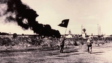 Đặc công Tiểu đoàn 4 đánh chiếm sân bay Buôn Ma Thuột, ngày 10/3/1975. (Ảnh: Bảo tàng Lịch sử Quân sự Việt Nam)