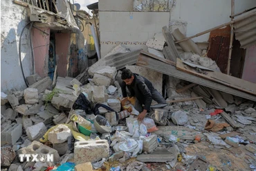 Ngôi nhà bị phá hủy trong xung đột Israel-Hamas ở thành phố Rafah, Dải Gaza, ngày 1/5/2024. Ảnh: THX/TTXVN.