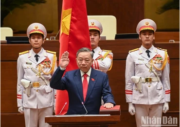 Chủ tịch nước Tô Lâm tuyên thệ nhậm chức. Ảnh: LINH KHOA. 