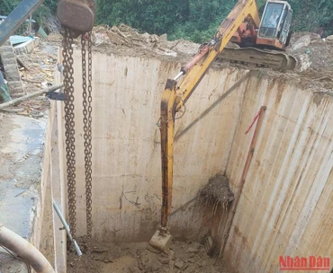 Vị trí tìm thấy thi thể kỹ sư Nguyễn Nhật Nam nằm dưới hầm chứa động cơ tua-bin phát điện sâu 14m.