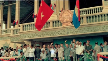 Quân đội nhân dân Việt Nam thực hiện nhiệm vụ quốc tế ở Campuchia (1979-1989) – Vang danh “Đội quân nhà Phật”