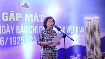 Phó Chủ tịch Ủy ban nhân dân thành phố Đà Nẵng Ngô Thị Kim Yến chúc mừng các cơ quan báo chí và các cán bộ quản lý báo chí trên địa bàn thành phố.