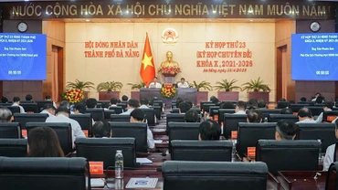 Kỳ họp thứ 23 Hội đồng nhân dân thành phố Đà Nẵng đã khai mạc.