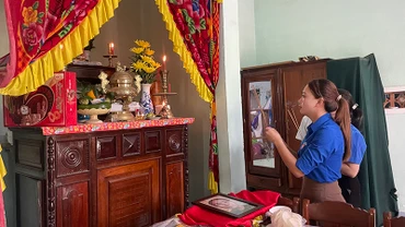"Món quà" tri ân gia đình thân nhân liệt sĩ.