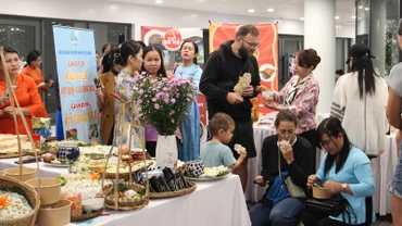 Giao thoa ẩm thực tại Giao lưu văn hóa Việt Nam-Liên bang Nga.