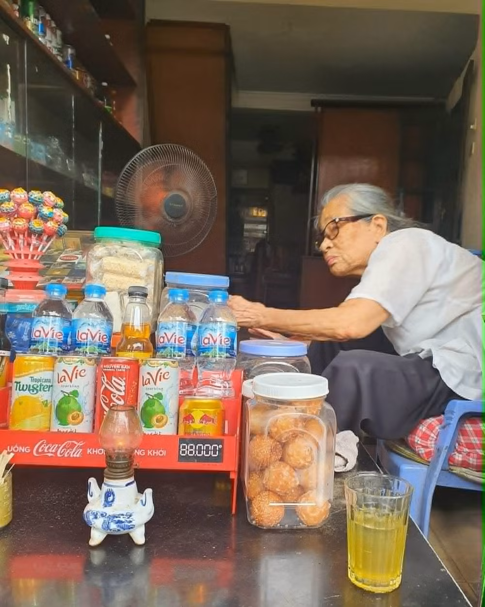 Sức sống vỉa hè