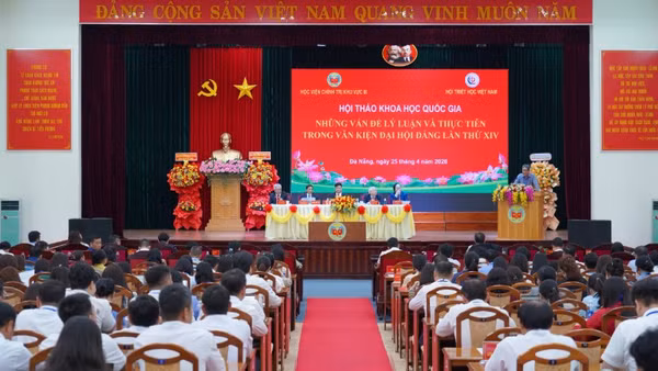 Củng cố nền tảng tư tưởng từ nghiên cứu Văn kiện Đại hội XIV.