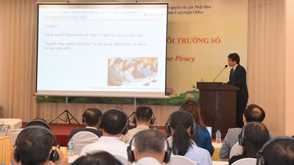 Đại biểu chia sẻ tại Hội thảo về thực thi quyền tác giả trên môi trường số. (Ảnh: Thương Nguyễn)