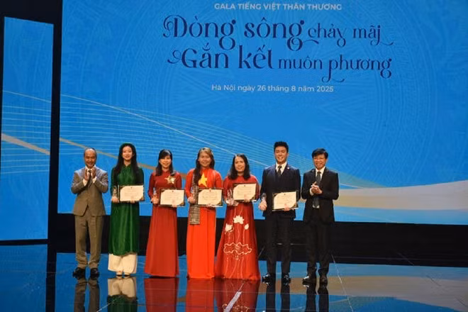 su-gia-tieng-viet.jpg
