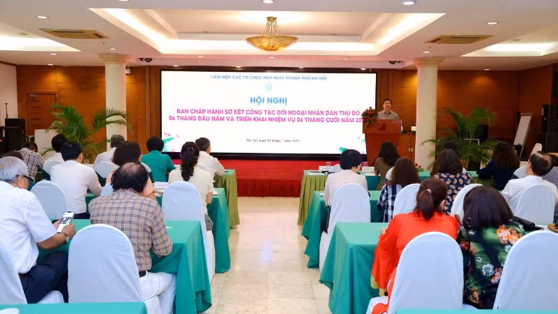 Quang cảnh hội nghị. 