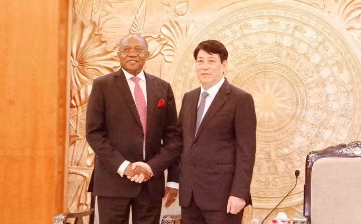 luongcuong1.jpg