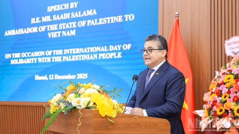 Đại sứ Palestine tại Việt Nam Saadi Salama phát biểu tại lễ kỷ niệm.