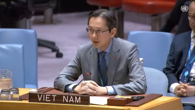 Đại sứ Đỗ Hùng Việt, Trưởng Phái đoàn Thường trực Việt Nam tại Liên hợp quốc phát biểu tại phiên thảo luận. (Ảnh do Phái đoàn Thường trực Việt Nam tại Liên hợp quốc cung cấp)