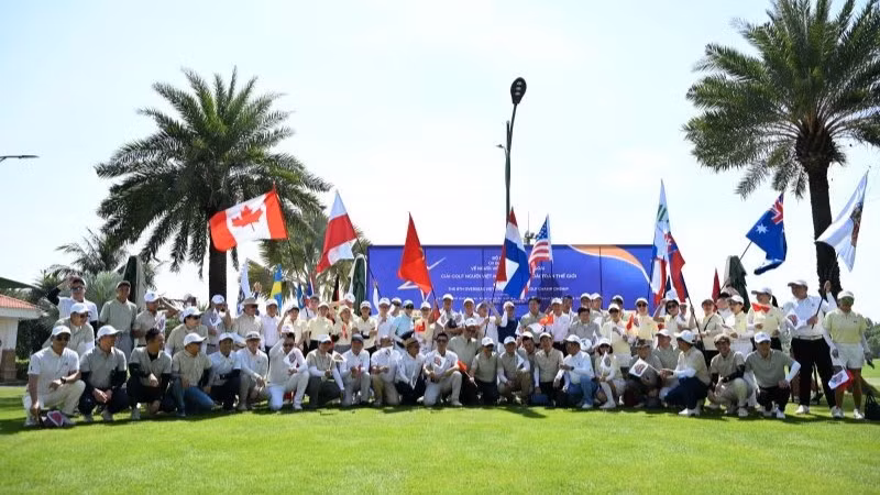 Gần 100 gôn thủ kiều bào đến từ 12 quốc gia tham gia Giải golf người Việt Nam ở nước ngoài toàn thế giới lần thứ 8. (Ảnh do Ủy ban Nhà nước về người Việt Nam ở nước ngoài cung cấp)