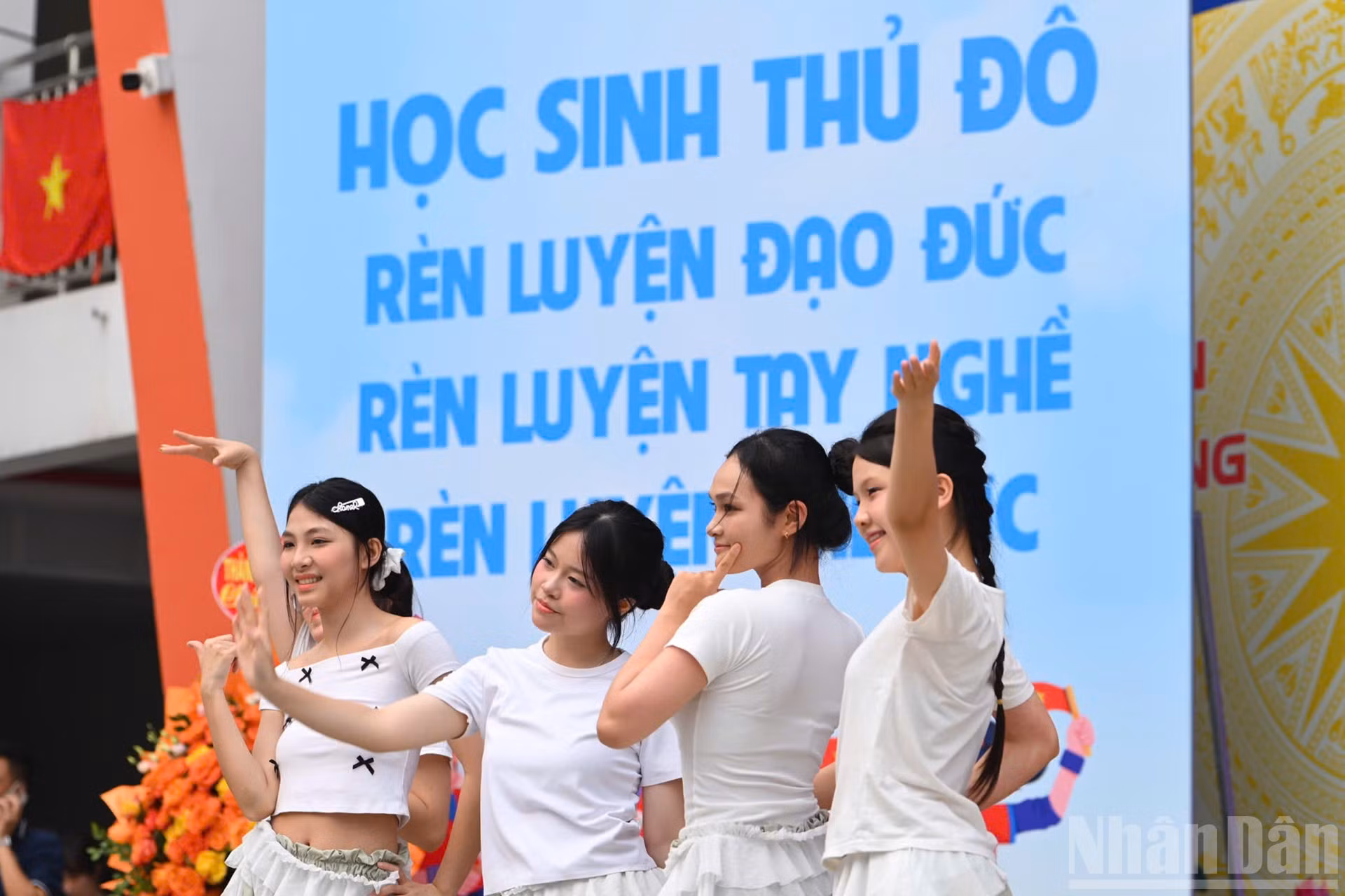 ndo_br_c668c93a8e610f3f567011.jpg
