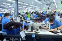 [Video] Thưởng Tết 2026: Xuất hiện mức thưởng lên tới 350 triệu đồng/người