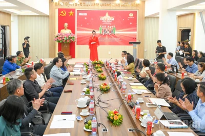 Toàn cảnh buổi họp báo công bố chương trình. (Ảnh: THẾ ĐẠI)