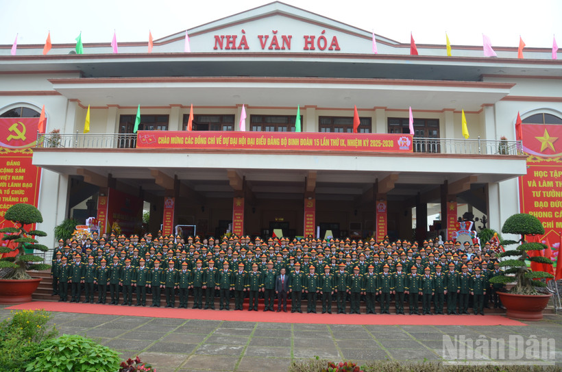 Đại biểu dự Đại hội Đảng bộ Binh đoàn 15 lần thứ IX nhiệm kỳ 2025-2030.