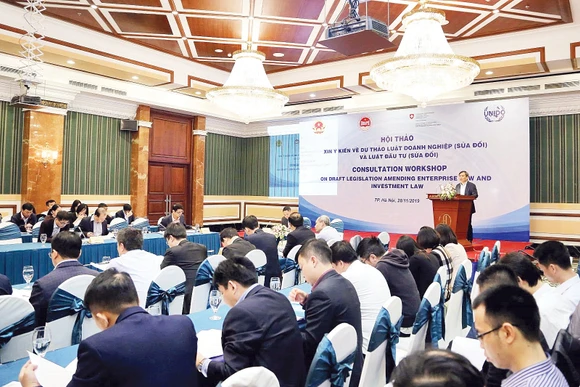 Hiến định quyền kinh doanh và bước chuyển về tư duy quản lý