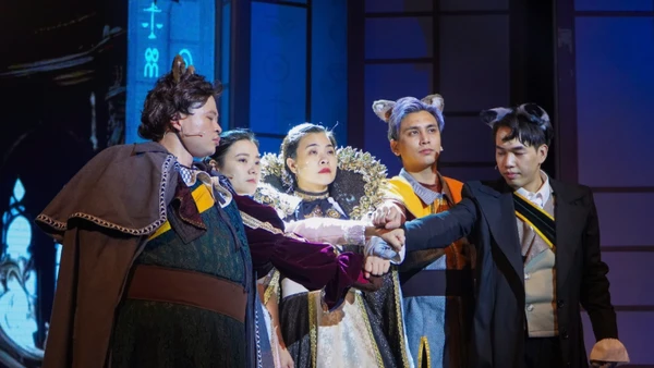 Một cảnh trong vở “Zorba - Chú mèo thám tử”.