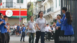 Thí sinh tại Kỳ thi tuyển sinh vào lớp 10 năm học 2025-2026 của Hà Nội (Ảnh: ĐẠI THẮNG)