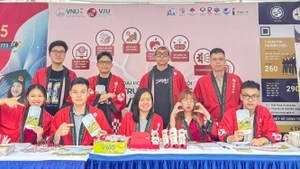 Hoạt động tư vấn tuyển sinh, hướng nghiệp Trường đại học Việt Nhật. (Ảnh: VJU)