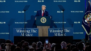 Tổng thống Donald J. Trump đang "thổi bùng" cuộc cách mạng AI tại nước Mỹ. (Ảnh: The White House)