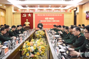 Đại tướng Nguyễn Trọng Nghĩa, Ủy viên Bộ Chính trị, Bí thư Trung ương Đảng, Chủ nhiệm Tổng cục Chính trị chủ trì hội nghị. (Ảnh: QDND.VN)