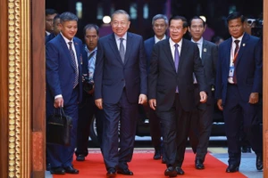 Quốc yến chào mừng Tổng Bí thư Tô Lâm và đoàn đại biểu cấp cao Việt Nam thăm cấp Nhà nước tới Vương quốc Campuchia. (Ảnh: Dương Giang/TTXVN)