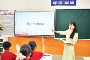 Giờ học tại Trường trung học cơ sở Minh Khai, Hà Nội. (Ảnh: THẾ ĐẠI)