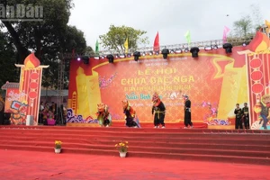 Lễ hội chùa Bắc Nga đã được khai mạc trong không khí tưng bừng của ngày đầu xuân mới.