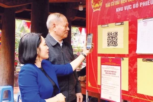 Nhiều hình thức tuyên truyền mới mẻ, sáng tạo đã được triển khai trong cuộc bầu cử. (Ảnh: KIM CHI)