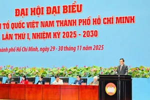 Bí thư Thành ủy Thành phố Hồ Chí Minh Trần Lưu Quang phát biểu tại Đại hội. (Ảnh: VIỆT DŨNG) 