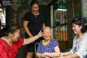 Câu lạc bộ Liên thế hệ tự giúp nhau - Hội Người cao tuổi Việt Nam.