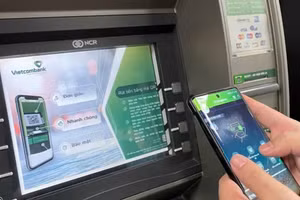 Nhiều ngân hàng đã triển khai các giải pháp xác thực sinh trắc học như: khuôn mặt, vân tay, giọng nói... để tăng cường bảo mật.