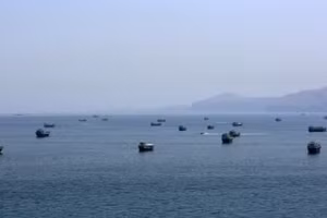 Quang cảnh eo biển Hormuz. (Ảnh: THX/TTXVN)