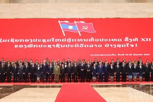 Ban Chấp hành Trung ương Đảng Nhân dân Cách mạng Lào khóa XII. (Ảnh: DUY TOÀN)