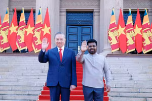 Tổng thống Sri Lanka Anura Kumara Dissanayake chủ trì lễ đón Tổng Bí thư, Chủ tịch nước Tô Lâm. (Ảnh: Thống Nhất – TTXVN)