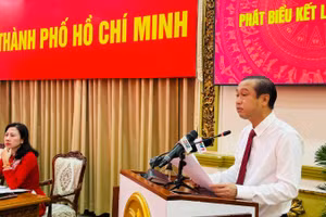 Phó Chủ tịch Hội đồng nhân dân Thành phố Hồ Chí Minh, Phó Ủy ban bầu cử Thành phố Hồ Chí Minh Huỳnh Thanh Nhân phát biểu kết luận tại hội nghị.