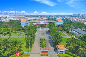 Trụ sở Quận ủy, Ủy ban nhân dân Quận 12 cũ sẽ được cải tạo thành trường học. 
