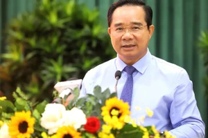 Ủy viên Trung ương Đảng, Chủ tịch Ủy ban nhân dân Thành phố Hồ Chí Minh Nguyễn Văn Được phát biểu tại Hội nghị.